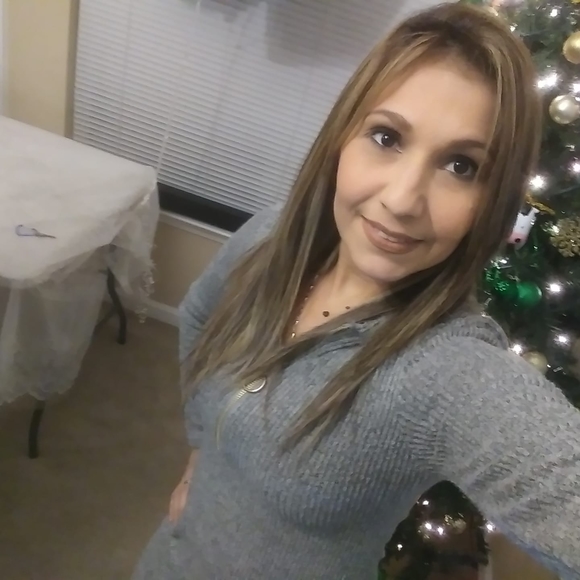 Meet your Posher, Isabel lorena - Picture 1 of 1